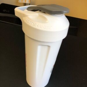 Sportshaker Protein shaker bottle, never used